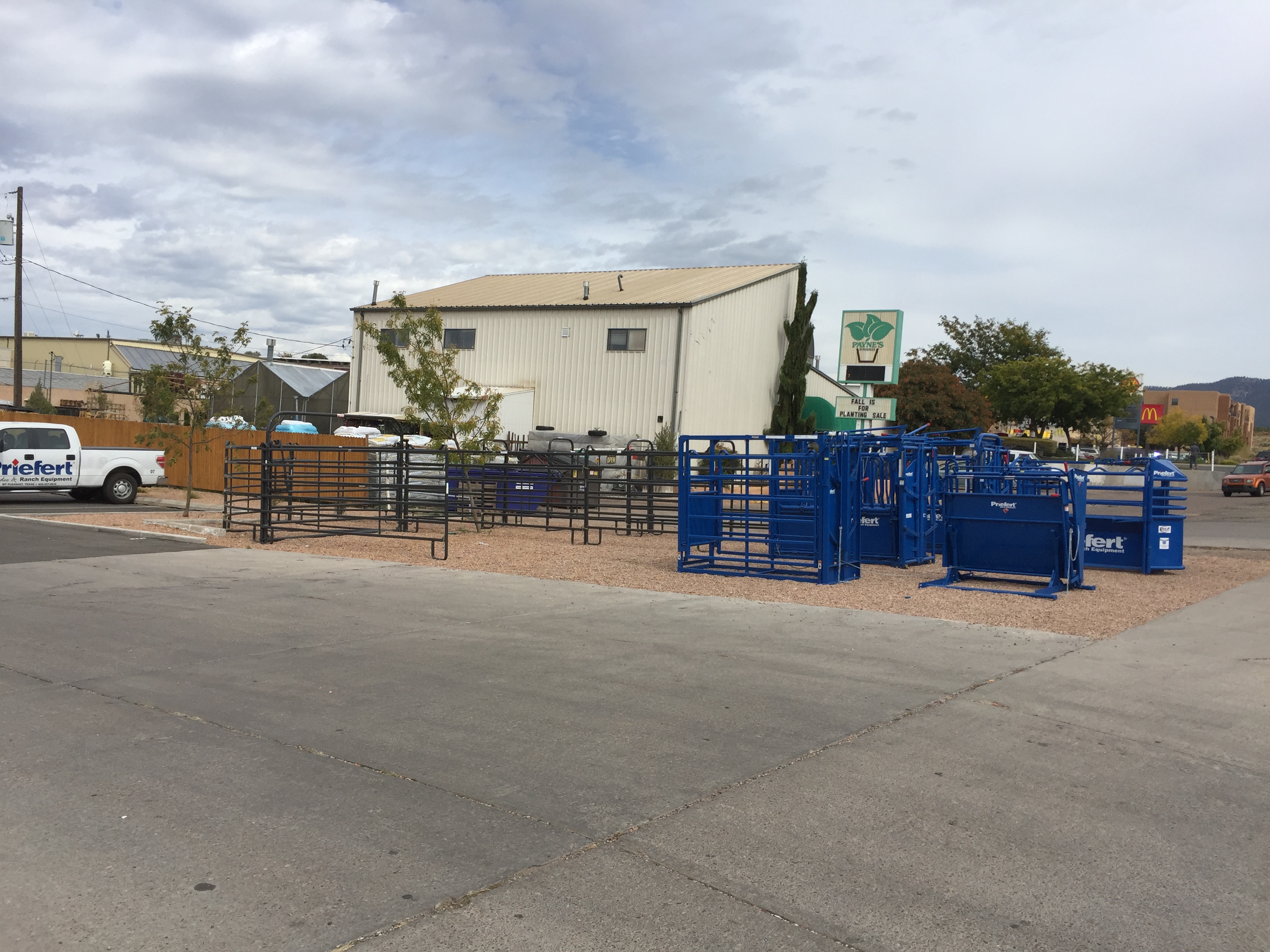 Mixed Outdoor Display 18.jpg